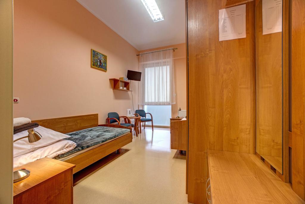 Sanatorium Uzdrowiskowe Nr IV Hotel Iwonicz-Zdrój Екстериор снимка